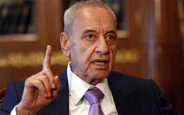 عزّى بالشيخ نـاصر الصباح وأبـــرق لأمير قــطـــر بـــري بحــث مـع حمود الوضعــيـن الاقتصادي والمـــالـــي