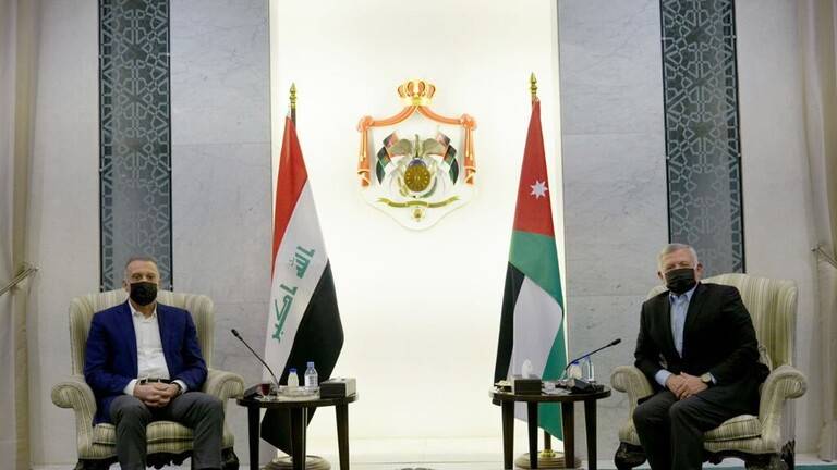 الكاظمي يجري زيارة 