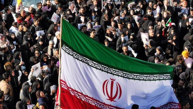 إيران تحذر الولايات المتحدة من ارتكاب أي مغامرات خطيرة في الأيام الأخيرة لترامب