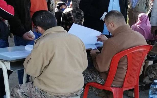 الجيش وزع مساعدات مالية في ببنين العبدة