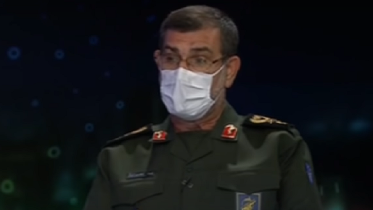 قائد القوات البحرية في الحرس الثوري الإيراني يزور جزيرتين متنازع عليهما مع الإمارات