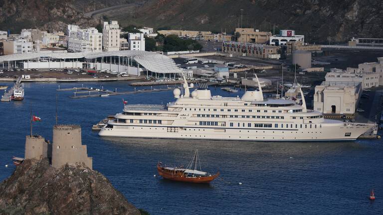 كورونا يدفع بأكثر من 270 ألف عامل مغترب لمغادرة سلطنة عمان