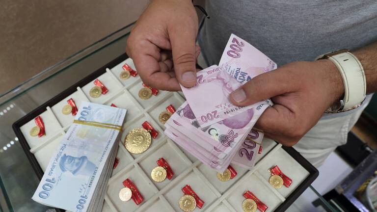 الليرة التركية ترتفع لأعلى مستوى في نحو 3 أشهر