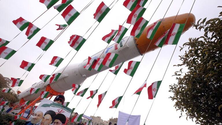إيران: القمر الصناعي 