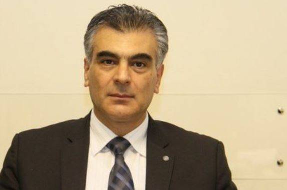 إصابة نائب رئيس حزب 