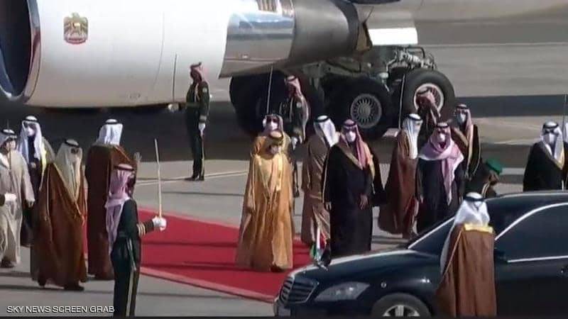 الوفود المشاركة في القمة الخليجية تصل إلى العلا