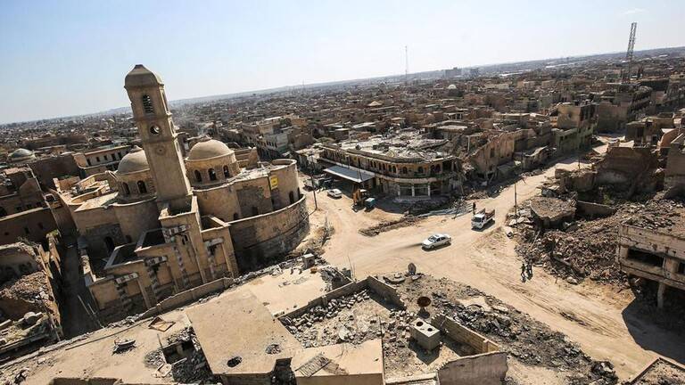 بعد ثلاث سنوات على تحرير المدينة.. انتشال 93 جثة في الموصل