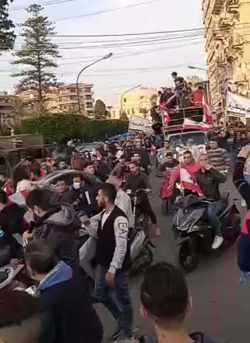 مسيرات في طرابلس احتجاجاً على تــردي الأوضاع