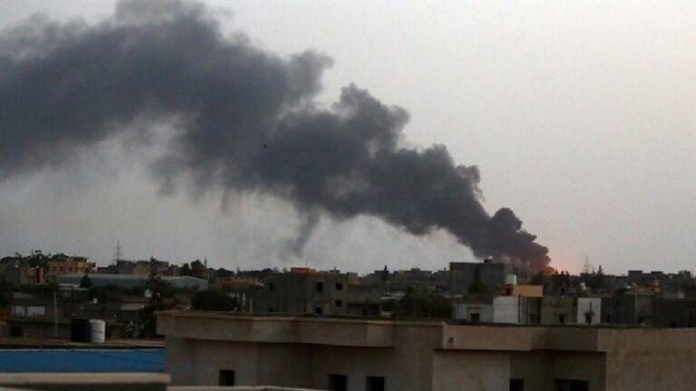 انفجار محطة وقود في منطقة تاجوراء شرق طرابلس الليبية
