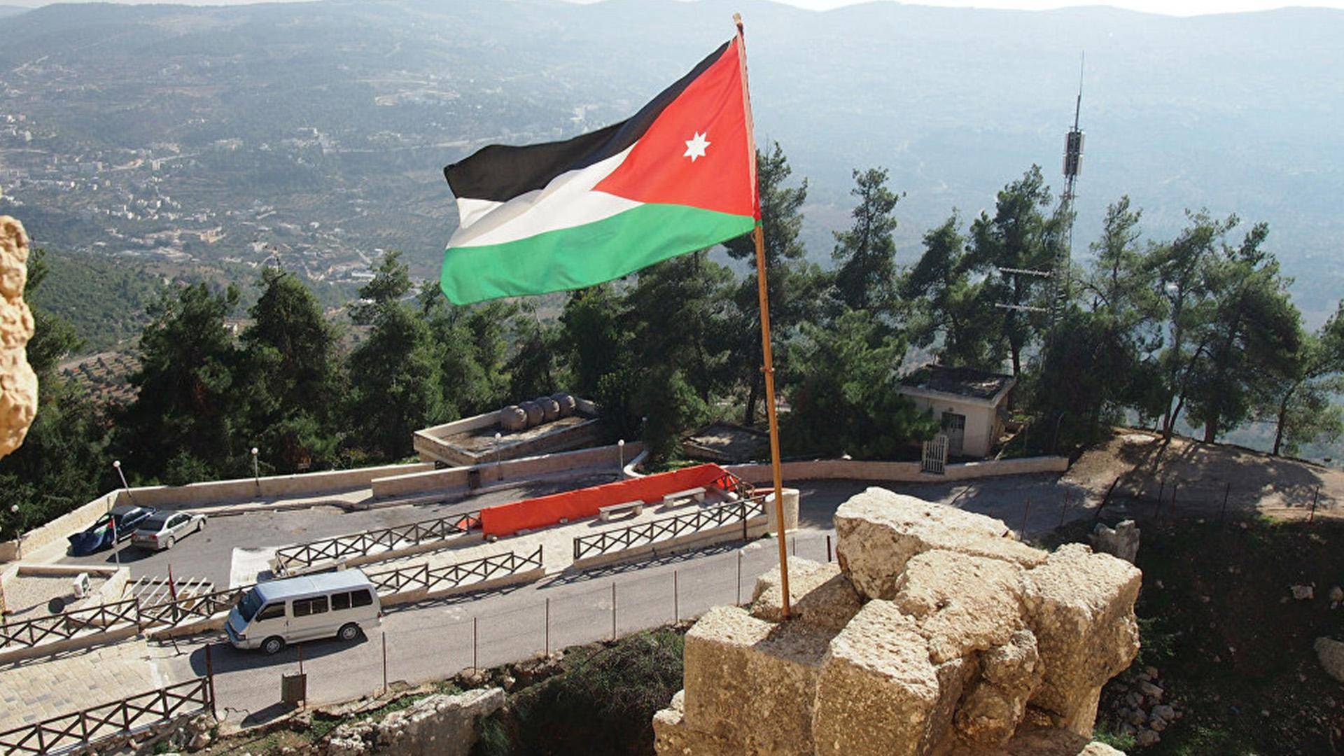 وزير الصحة الأردني: لدينا لقاحان "فايزر" و"الصيني"... وليس للمواطن اختيار نوع اللقاح