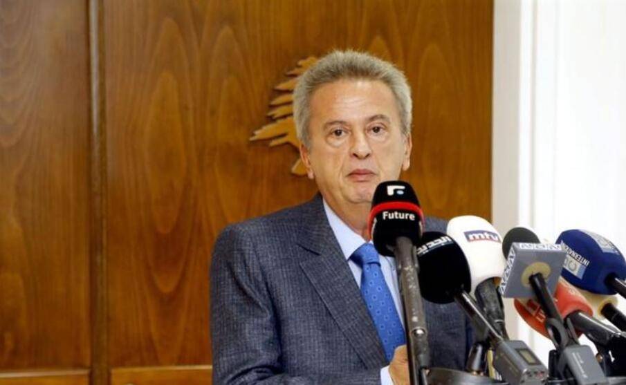حاكم مصرف لبنان يقول ربط العملة بالدولار انتهى لكن التعويم يعتمد على مفاوضات صندوق النقد