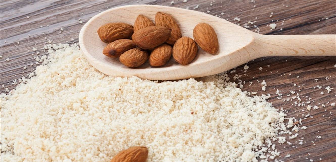 5 فوائد مذهلة من تناول دقيق اللوز