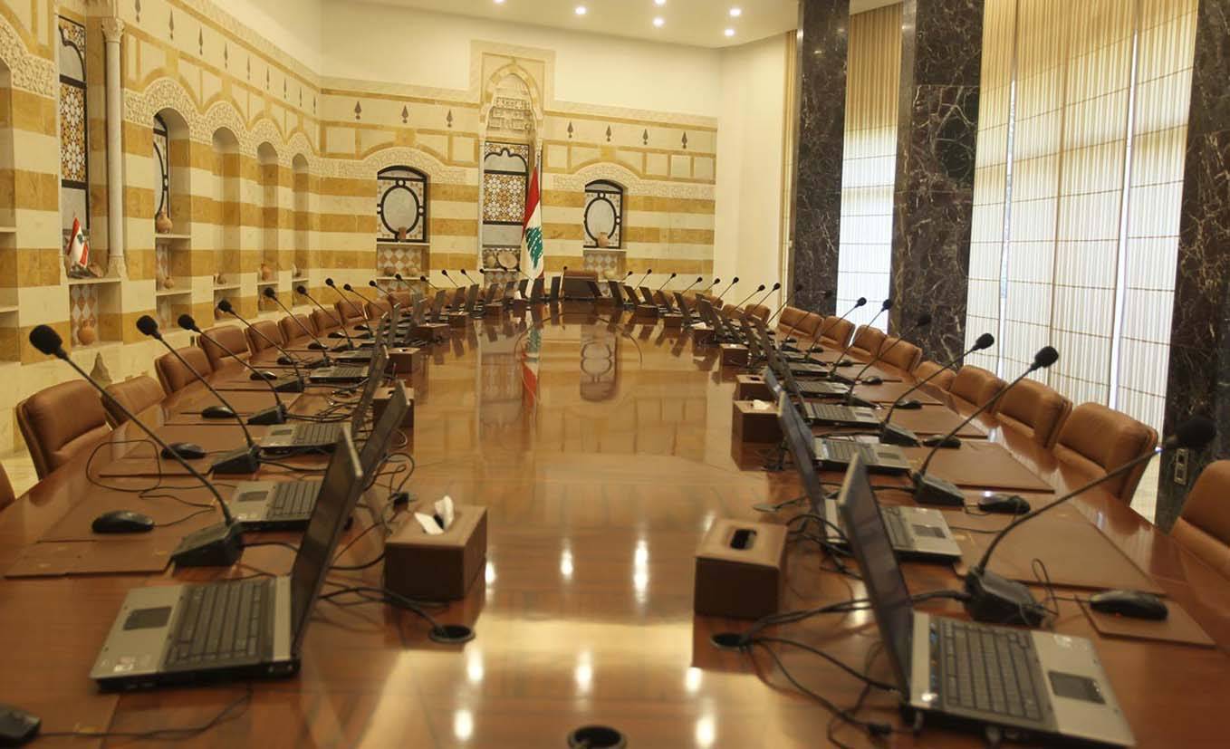 تشكـيـل الـحـكومة الى أجــــل غير مُسمّى... والحريري على رهـــانـه