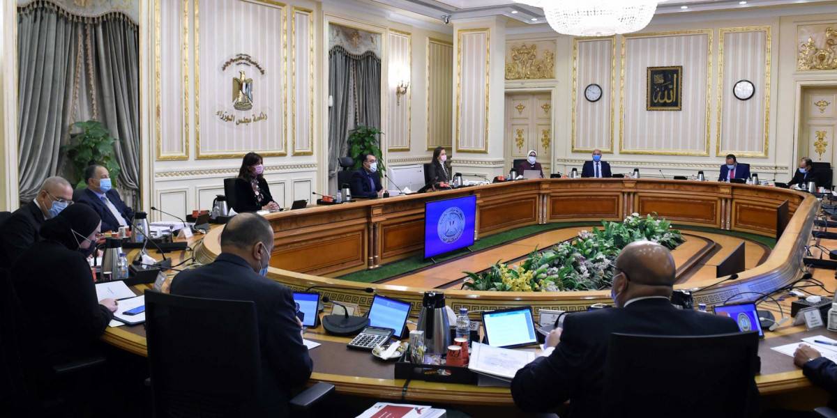 عجز ميزانية مصر يتراجع إلى 3.6% بالنصف الأول من العام المالي الحالي