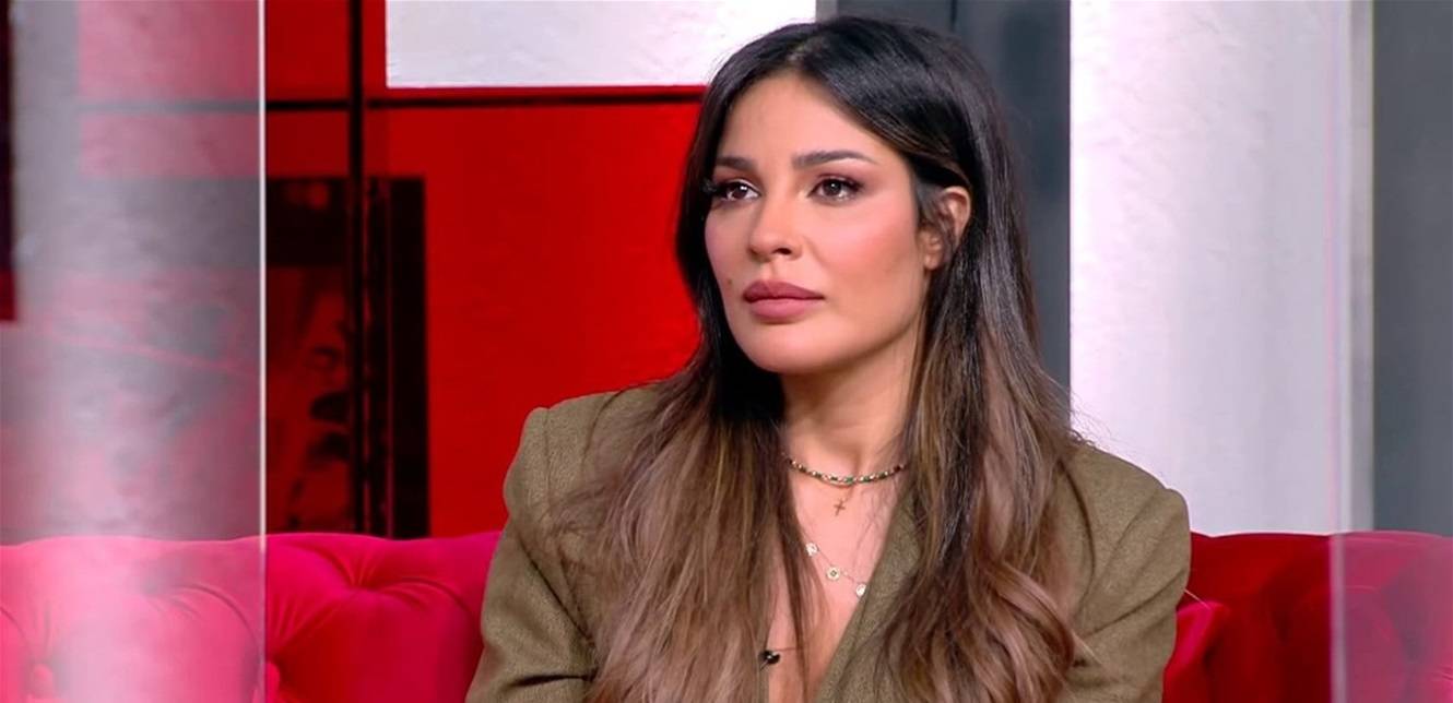 نادين نسيب نجيم تعلن إصابة أقرب الناس لها بكورونا ونقله إلى الطوارئ: يا رب ساعدنا !