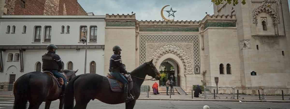 مــظـــاهرات مـــنــددة بقانون الأمــــن الشامل