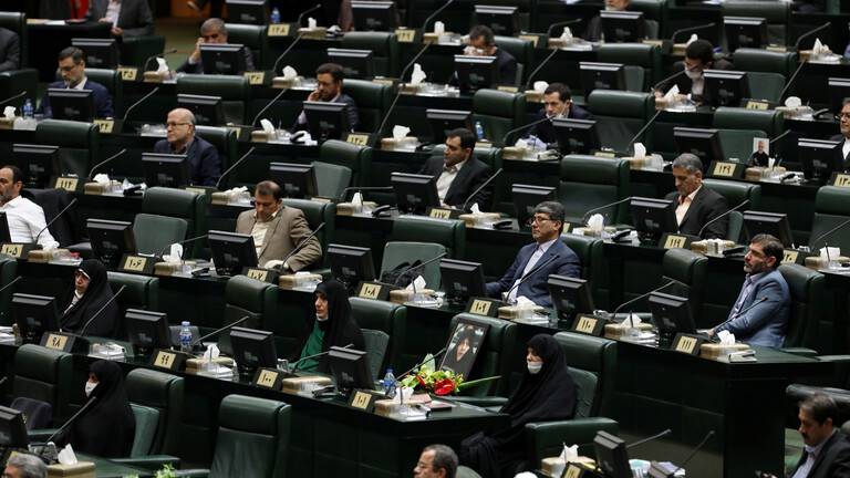 إيران تهدّد بتفكيك كاميرات المراقبة التابعة للوكالة الدولية للطاقة الذرية في منشآتها النووية