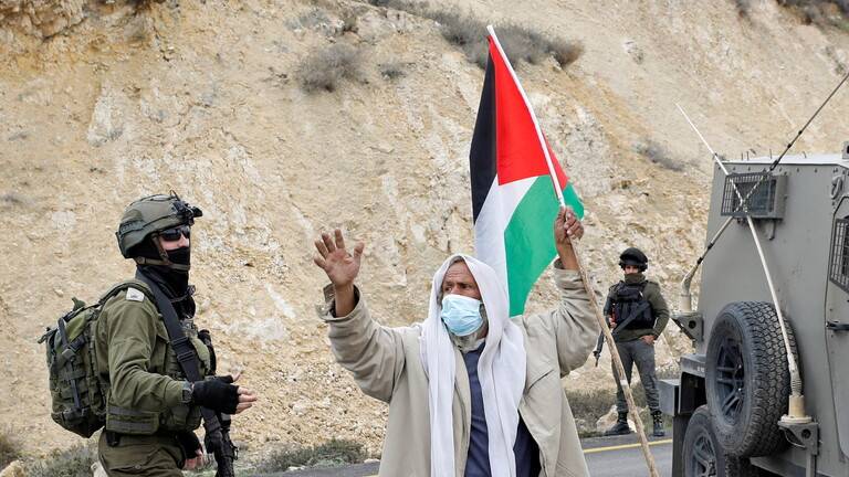 قوات الاحتلال تهدم مساكن أهالي قرية العراقيب للمرة 182 تواليا