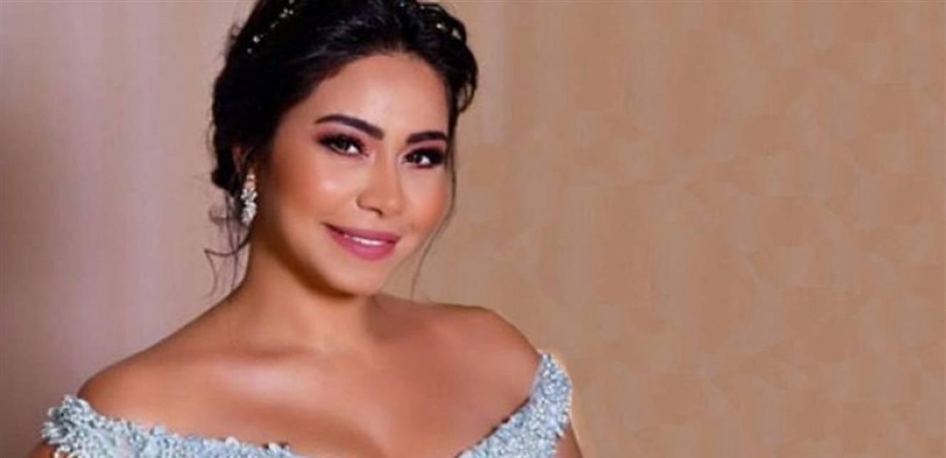 شيرين تبهر الجمهور بصورة جديدة