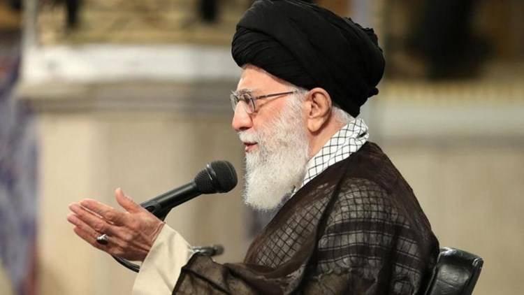 خامنئي: المسؤولون عن اغتيال سليماني يجب أن ينالوا العقوبة