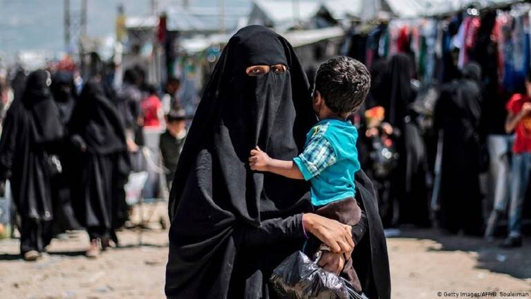 الحكومة العراقية: مخيم الهول أرض خصبة لاستنبات الجماعات الإرهابية