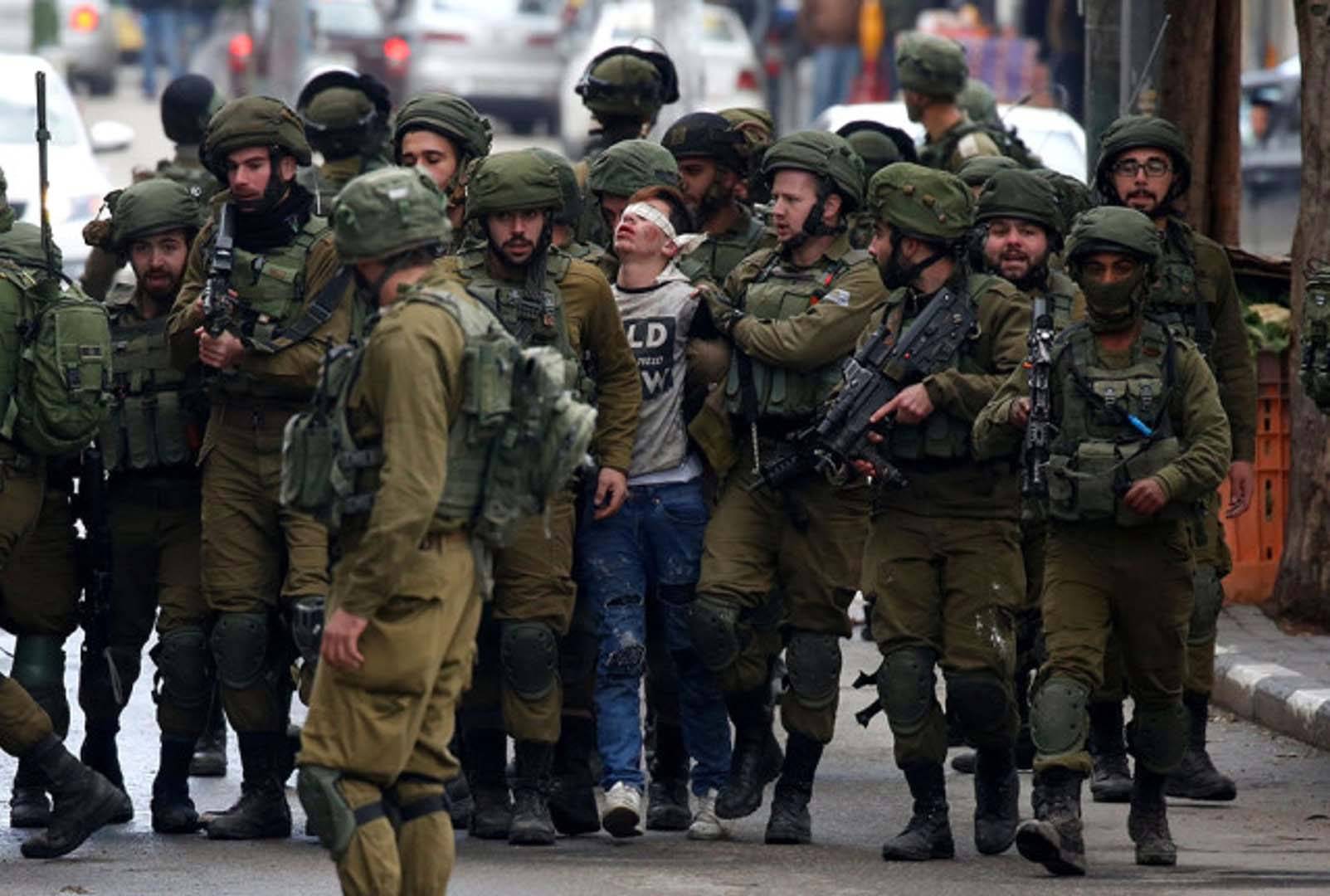 أطفال فلسطين في خطر.. الاحتلال اعتقل 543 طفلاً خلال 2020