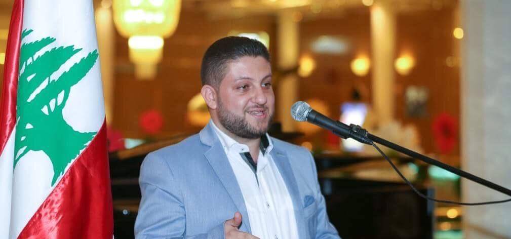 خليل مرداس : ‏قتلوا فينا كل شيء حتى طموحنا واصبحنا نأكل ونشرب فقط