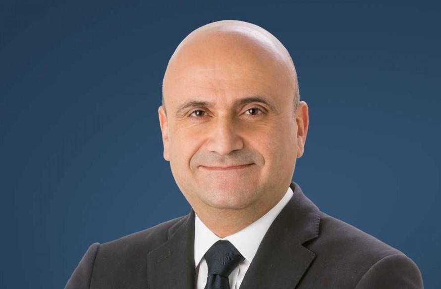 أبي رميا زار وزير الصحة وأليكم سبب الزيارة...