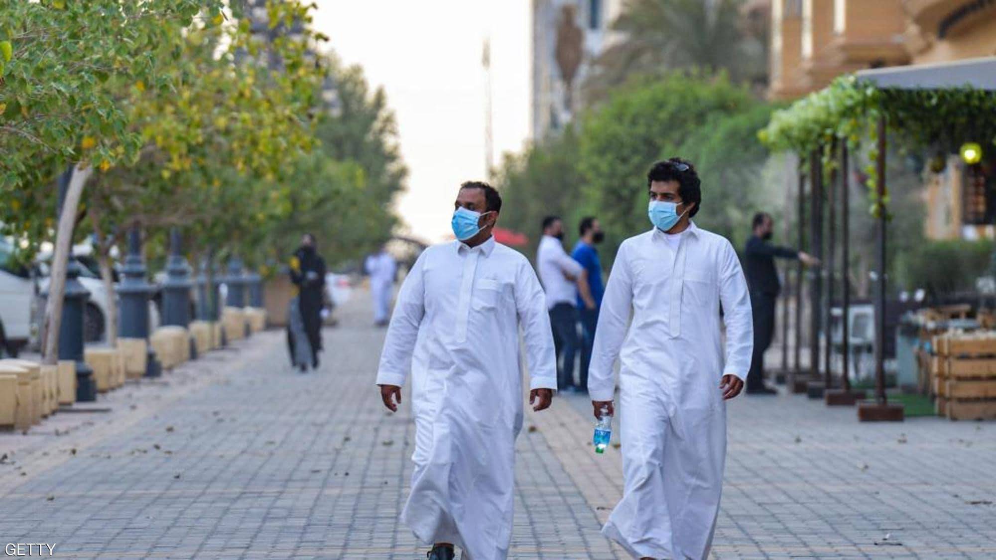 السعودية تعلن عن إجراءات عاجلة لمكافحة كورونا تستمر 30 يوما