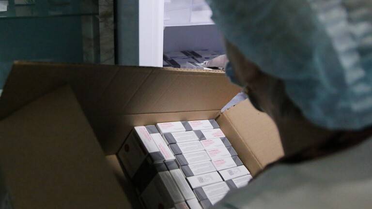 النمسا تدعو للتخلى عن الحجج الجيوسياسية أثناء دراسة مسألة تسجيل اللقاح الروسي