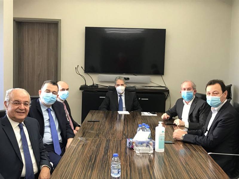 وزني بشأن الإعلام 114 :انه لدعم القطاعات التجارية والاقتصادية