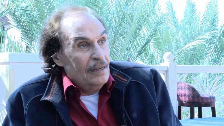 مصر.. فيديو مؤثر للفنان عزت العلايلي قبل وفاته