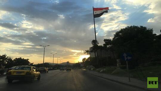 بعد جدل في سوريا.. هل يسمح القانون فعلا بحجز أموال أقارب المطلوبين للخدمة العسكرية؟