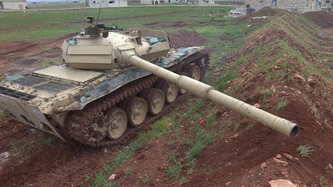 روسيا تقدم تدريبات عسكرية لقوات الدبابات السورية في حلب