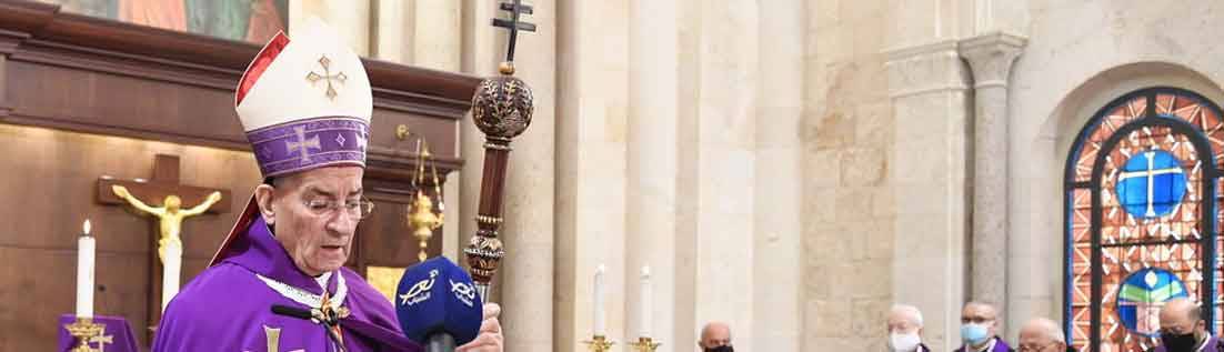 دعا في قداس الاحد لطرح قضية لبنان في مؤتمر دولي خاص