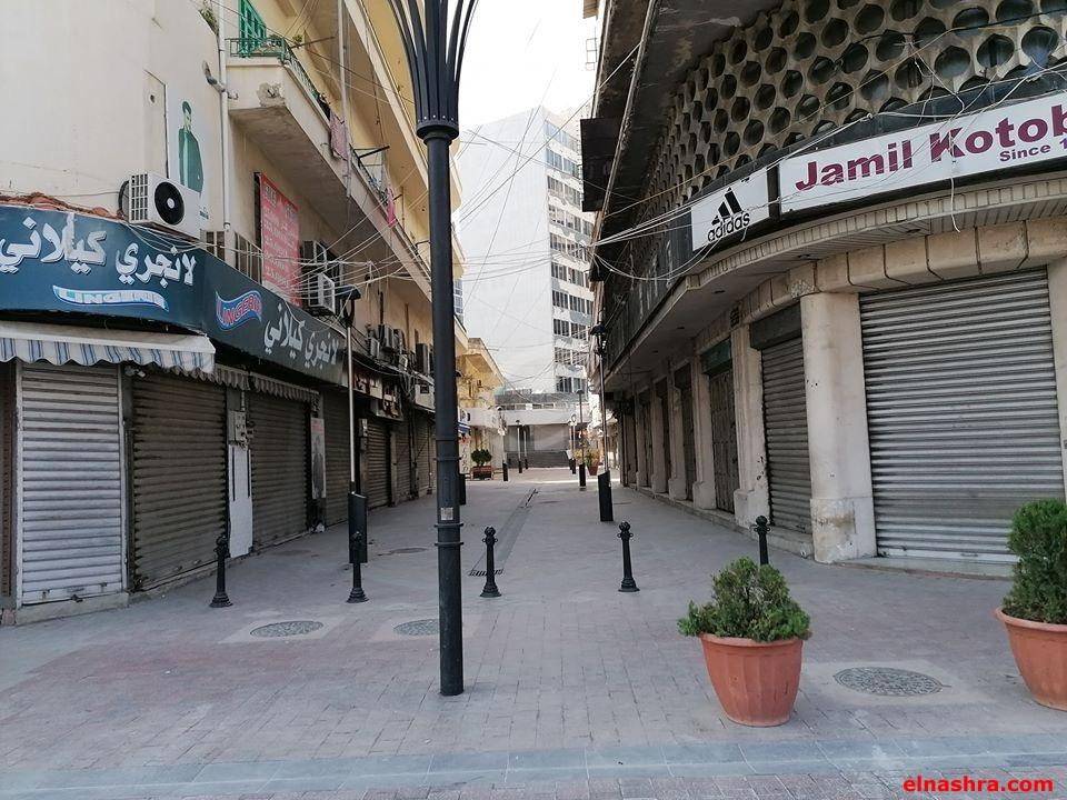 تجار صور يحتجون على قرار الإغلاق