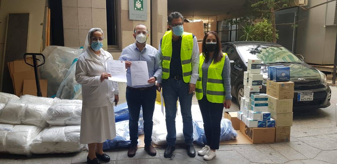 جمعية نورج تقدم شحنة من المعدات والألبسة الخاصة الواقية الى مستشفى راهبات الوردية