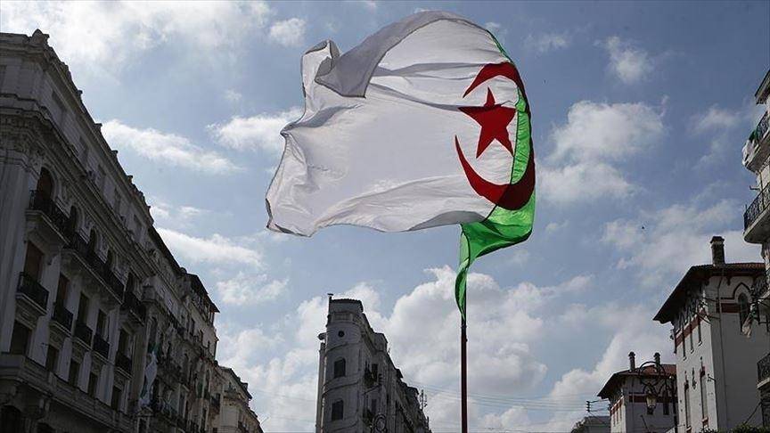 وزير جزائري يكشف عن أخطر الجرائم في بلاده