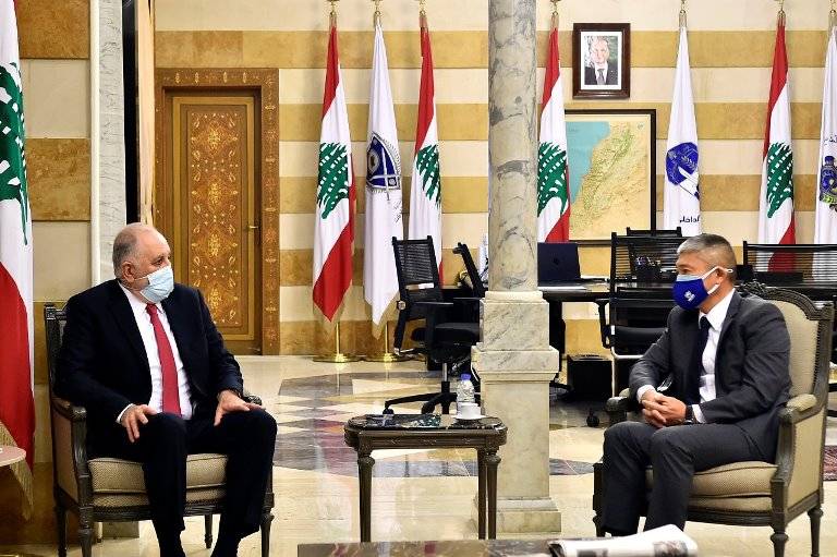 أوضاع النازحين بين فهمي وإيتو
