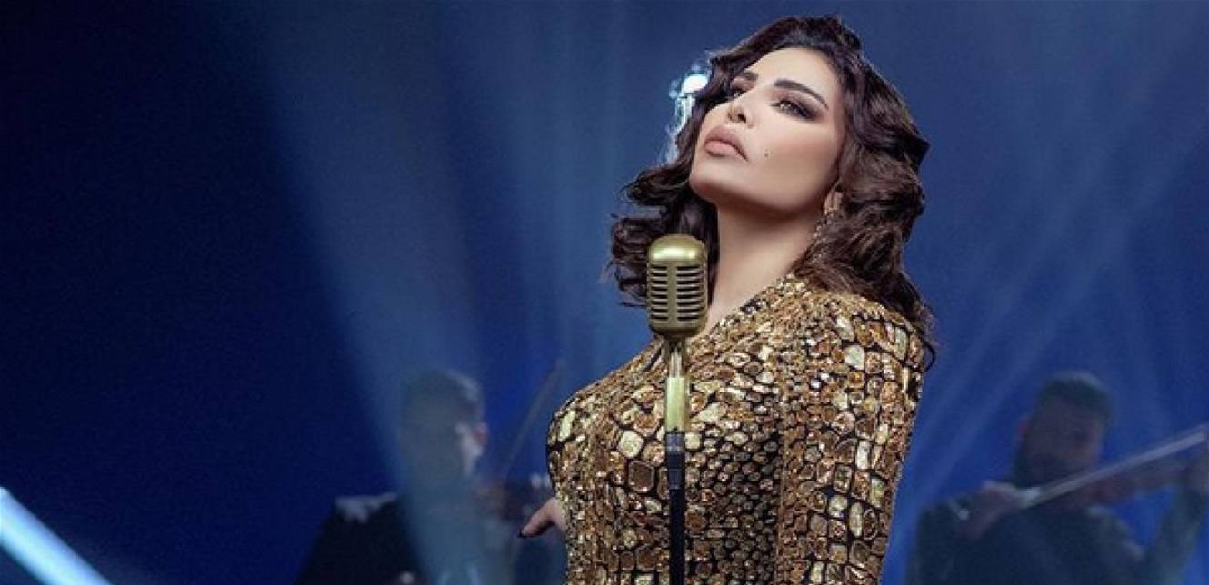 أحلام تحدث ضجة.. وتجذب الأنظار بلوك فرعوني (صورة)