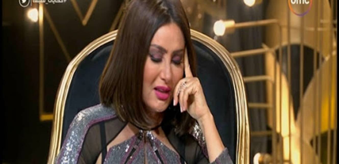 فيديو مؤثر: لطيفة تبكي على الهواء بسبب مفاجأة من والدتها
