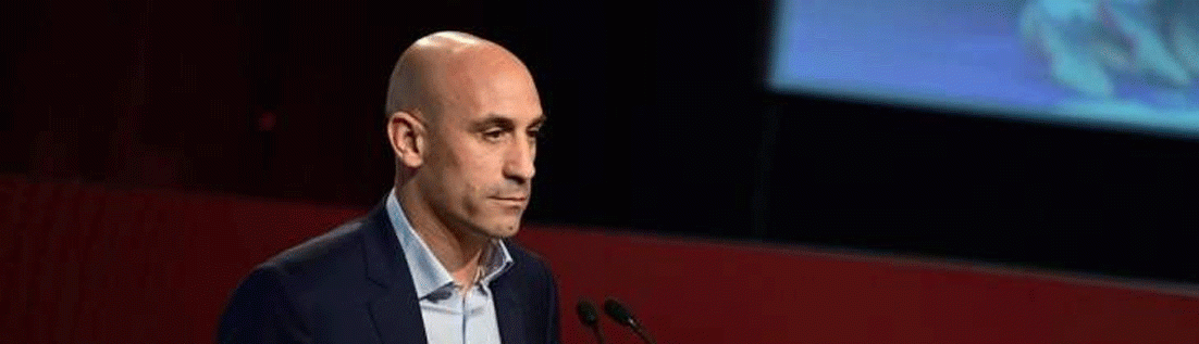 رئيس الاتحاد الإسباني لبيكيه:لا يمكنك التشكيك في نزاهة الحكام