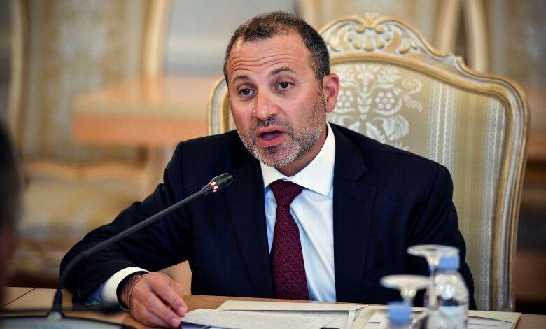 باسيل بحث وزواره التدقيق والاموال المحولة للخارج