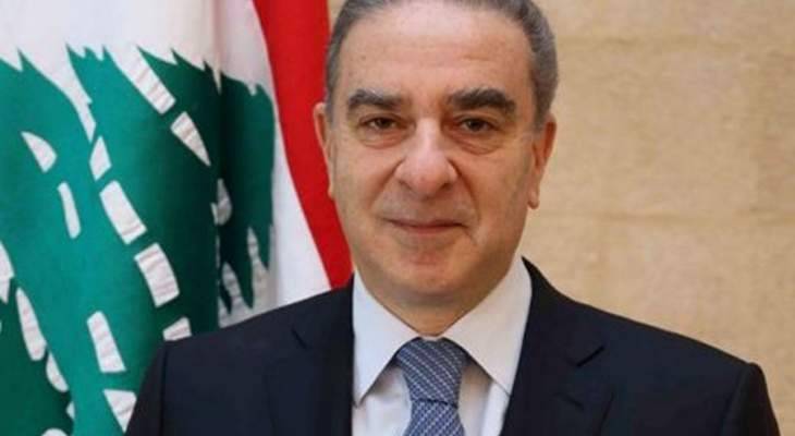 فرعون: نخجل من الجمهورية التي تطمس الحقائق