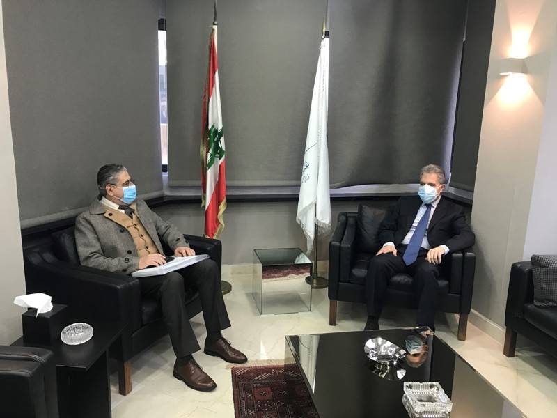 ماذا بحث وزني مع رئيس الجامعة اللبنانية ؟