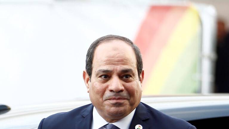 السيسي للمصريين: "أكثر من طفلين مشكلة كبيرة جدا"