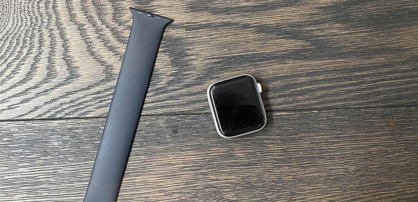 آبل تقدم إصلاحات مجانية لأجهزة Apple Watch