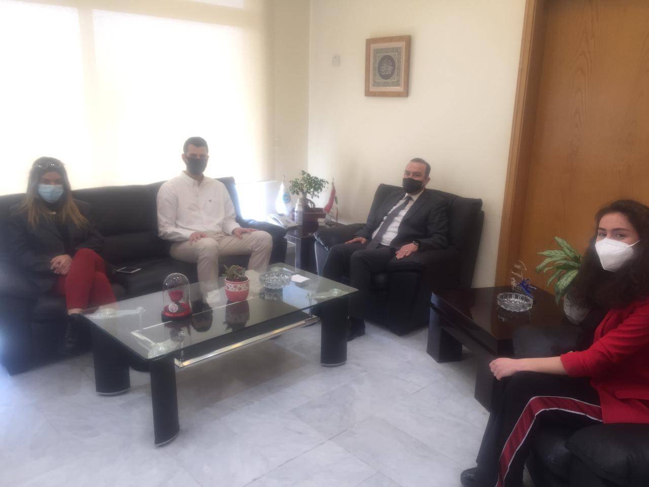 مرتضى استقبل مجموعة من طلاب الجامعة اليسوعية: لدعم مبادرات الشباب الهادفة لايجاد حلول لازماتنا الطارئة بعيدا عن البيروقراطية