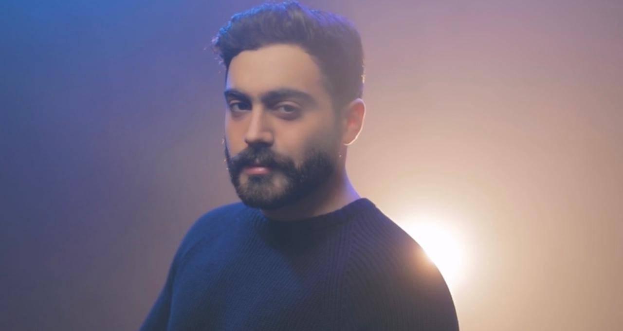 ما الذي جمع ألكسندر الحاج بالفنان علي صابر ؟