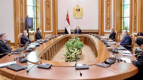 السيسي يوجه بـ"استعادة المكانة العالمية" للقطن المصري